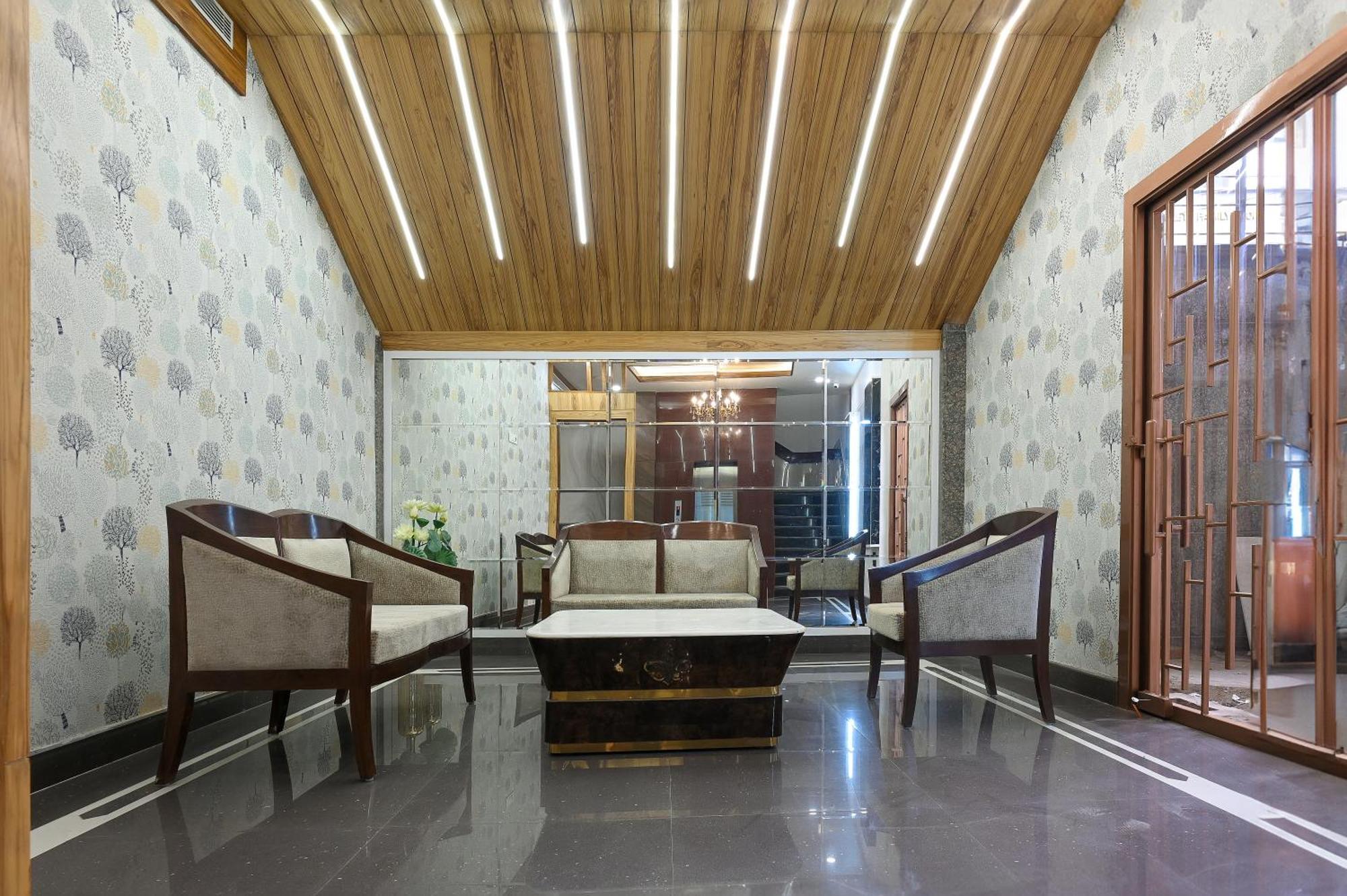 Hotel Leela Grande Karnāl Екстериор снимка