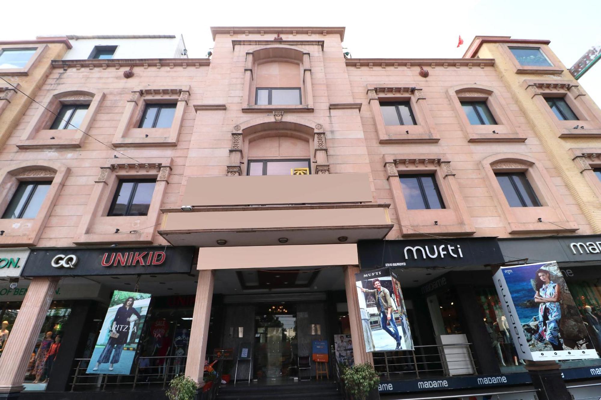 Hotel Leela Grande Karnāl Екстериор снимка